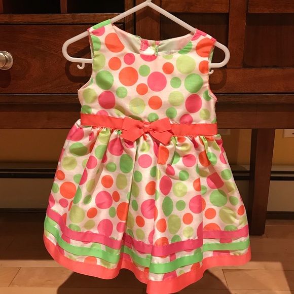 Other - Beautiful polka dot dress